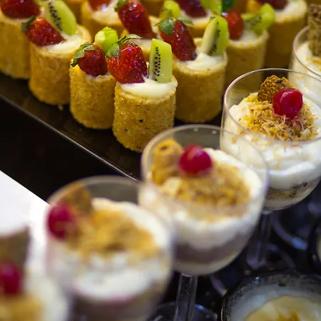 מלון Aquamarin &