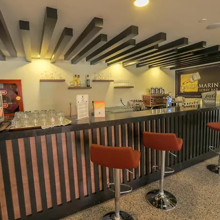 מלון Aquamarin & סייד