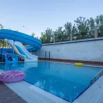 מלון Aquamarin & סייד