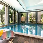 מלון Aquamarin &