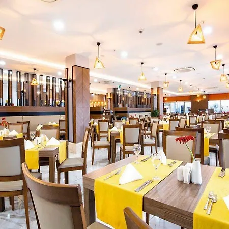 Aquamarin & Hotel 4*